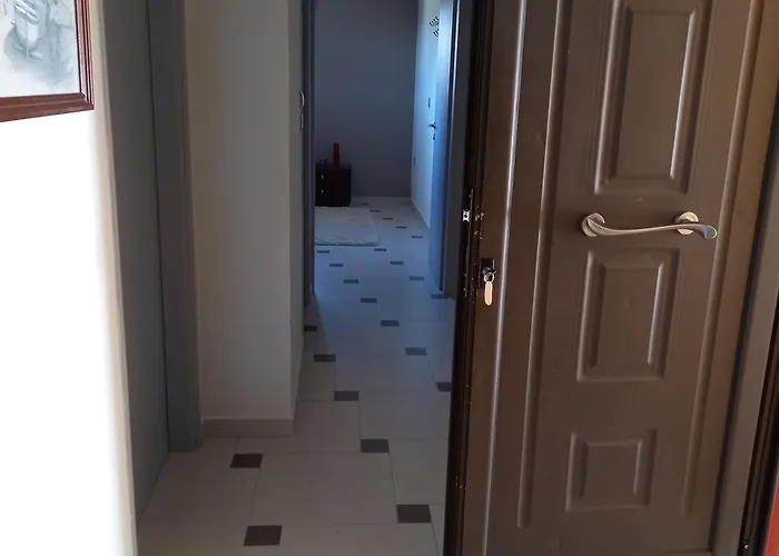 ταξιδιώτες Travellers Lägenhet *